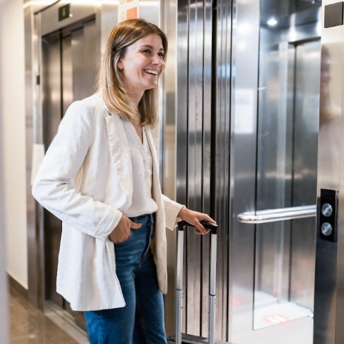 Página Quem Somos Decoração Esquerda Sessão 3 Únicos Verticalle Elevadores Manutenção Modernização Venda Divinópolis MG